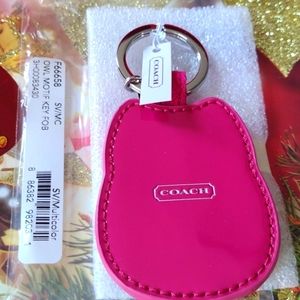 COACH Pink 💕 patent Leather 🦉🗝️ Ring NWT